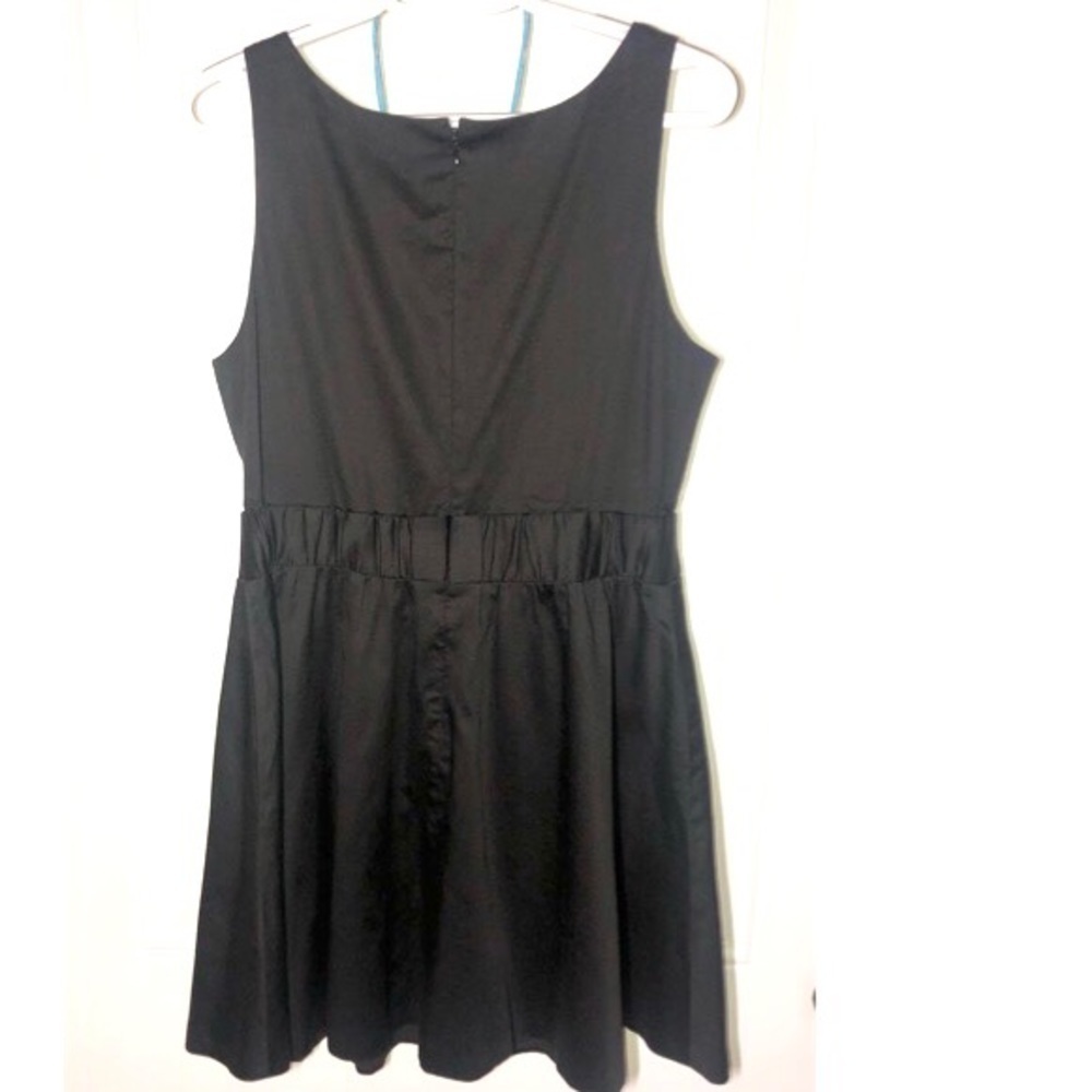J. Crew sleeveless black mini dress with pockets size 10 - Picture 2 of 7